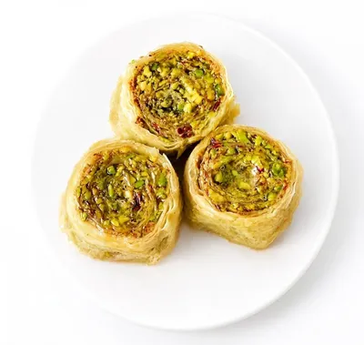 Produktbild von Baklava to go Sweet Rolls Pistazie, 60 Stück, 20 x 3er-Packungen, einzeln verpackter Baklava Snack