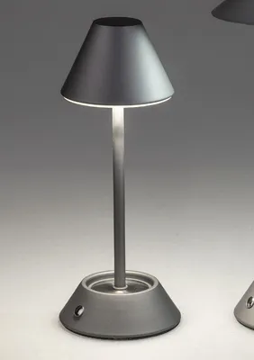 Produktbild von LED Tischlampe TOUCH matt grau H. 26cm aus Metall Formano