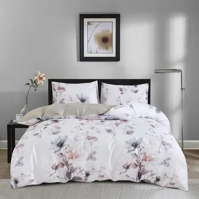 Produktbild von Traumschlaf Premium Bettwäsche Porto, Schweizer Mako-Satin 155x220 cm + 80x80 cm