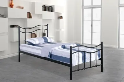 Produktbild von Bett ODETTE 90x200 cm aus Metall in Schwarz mit Lattenrost.