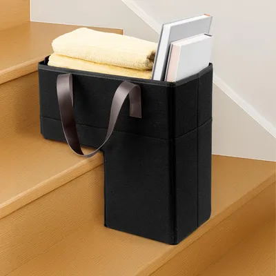 Produktbild von Navaris Treppenkorb mit Griffe - 35 x 19 x 37 cm - Treppenkorb Stufenkorb - Treppentasche aus Polyester Leinen - Treppen Organizer - L-Korb - Schwarz