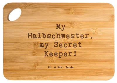 Produktbild von Mr. & Mrs. Panda Hackbrett Spruch Halbschwester Geheimnishüter - Transparent - Geschenk, Holzbrett, Patchworkfamilie, Holzbrettchen, Frühstücksbrett, Geschwisterbeziehung