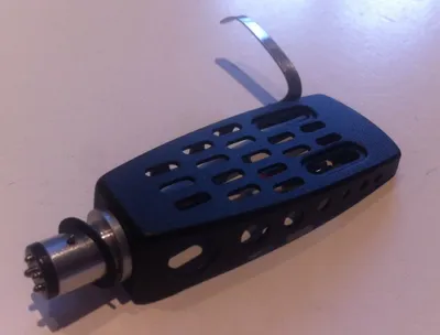 Obrázek produktu pro analogis headshell "HS-13", černý Lehký hliníkový headshell, hmotnost 6 g