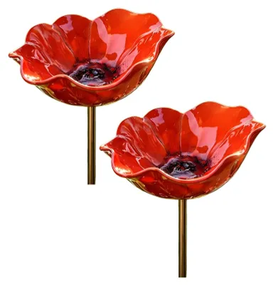 Produktbild von Metallener Blumenstecker mit bienenfreundlicher Tränke für den Garten, ideal für Insekten und als Vogelbad.