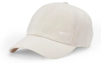 Zdjęcie produktu dla Czapka Nike Club bez struktury, z zakrzywioną daszkiem, kolor: Lt Orewood BRN/Sail, model: FZ5698-