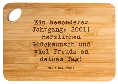 Produktbild von Mr. & Mrs. Panda Holzbrett Spruch 2001 Geburtstag - Transparent - Geschenk, Frühstücksbrettchen, Jubiläum, Happy Birthday, Küchenbrett, Lächeln, Jahrgang, Hackbrett