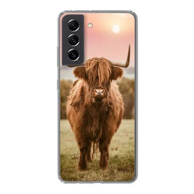 Produktbild von MuchoWow® Handyhülle Schutzhülle Hülle für Samsung Galaxy S21 FE Schottischer Highlander - Sonne - Himmel Silikon Softcase Handy Hülle - Mobiltelefonhülle