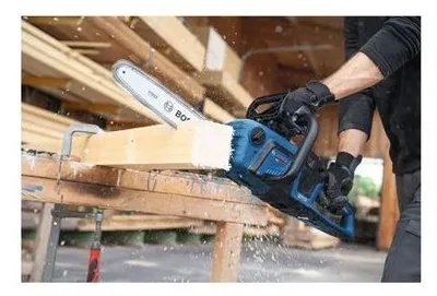 Image de Tronçonneuse sans fil Bosch Professional GKE18V-30 Sans batterie ni chargeur