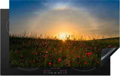Produktbild von KitchenYeah© Herdabdeckplatte Sonnenaufgang über einem Mohnblumenfeld , 83x51cm, Küche Deko, Glaskeramikkochfeld Herdabdeckung, Abdeckplatte fùr Kochfeld