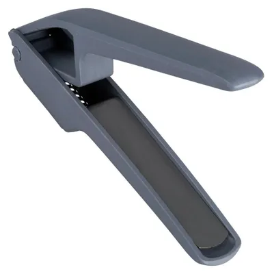 Immagine prodotto di Pressa per aglio Fackelmann, pressa di prova con manici ergonomici e setaccio rimovibile, taglia aglio di alta qualità (colore: nero/argento)