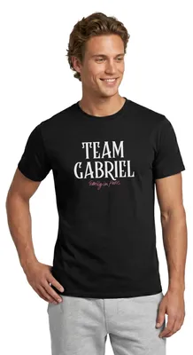 Produktbild von Spreadshirt Emily In Paris Team Gabriel Männer T-Shirt, 3XL, Schwarz