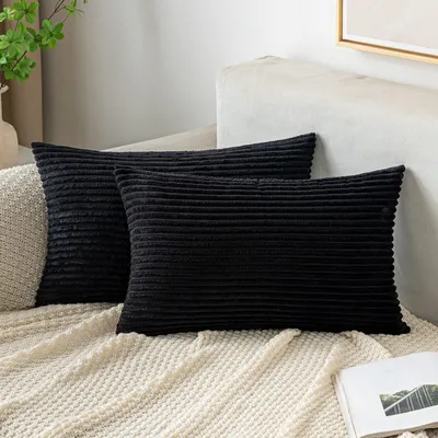 Produktbild von Set mit 2 Kissenbezügen, 40 x 60 cm, Cord-Samt, schwarz