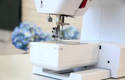 Produktbild von BERNETTE Nähmaschine sew&go 7, computergesteuert
