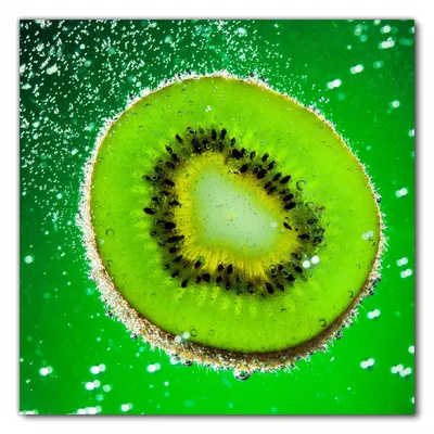 Produktbild von Wallario selbstklebende Möbelfolie/ Tischdecke für Innen und Außen, Größe: 60 x 60 cm - Grüne Kiwi-Scheibe im Wasser