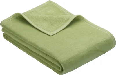 Produktbild von Ibena Tagesdecke Porto 180x220 cm - Baumwollmischdecke grün einfarbig, Wolldecke, Sofadecke kuschelweich