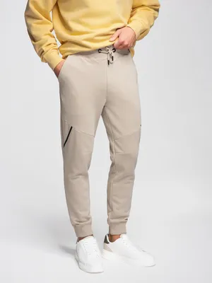 Productafbeelding van Herren joggingbroek - Beige, model V3, artikelnummer OM-PASK-0280, maat L