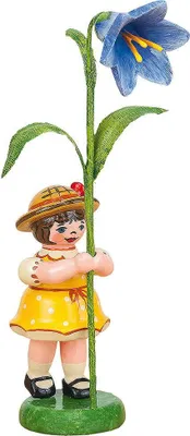 Zdjęcie produktu dla Hubrig folk art "Dzieci kwiaty dziewczynka z dzwonkami - 11cm