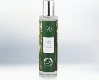 Produktbild von Ashleigh & Burwood Raumspray White Cedar & Bergamot 100ml