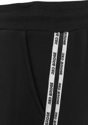 Produktbild von mit Seitenstreifen - Cargo-Sweatpants im sportlichen Look
