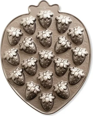 Produktbild von NORDIC WARE Motivbackform Strawberry Patch Bites
