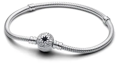 Produktbild von PANDORA Moments Schlangen-Gliederarmband mit Polarstern-Verschluss aus Sterling