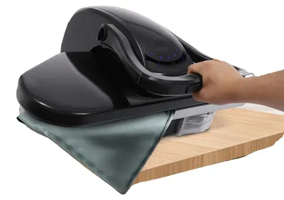 Obrázok produktu pre Napaľovací žehlič, výkon 2200 W, napätie 220 V, tlak pary 120-149 g/min, objem nádržky na vodu 1 až 2 litre, mechanické časovanie