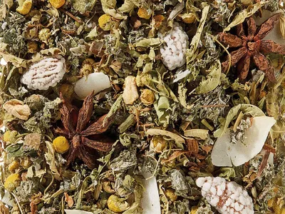 Produktbild von 1 kg  Kräuterteemischung k.b.A. Winter Orangen-Zimt-Note aromatisiert DE-ÖKO-006 VO2018/848