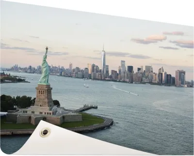 Produktbild von Gartenposter - 60x40 cm - Freiheitsstatue mit Skyline  - Modernes Wandbilder - Amerikanische Städte