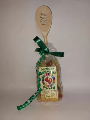 Produktbild von Motivnudeln mit Kochlöffel: Zahl 40, 250g Nudeln + Löffel, Holzlöffel, Geburtstag, Geschenkidee