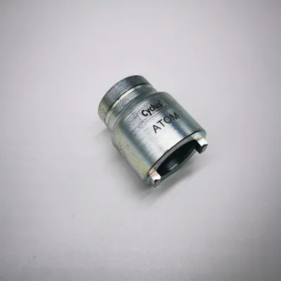 Image de CYCLUS TOOLS Extracteur Atom 3/8" pour cassette à vis 4/5/6 fois Regina Mailard Suntour