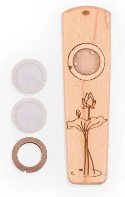 Image de Kazoo portable en bois pour guitare, ukulélé et instruments à vent d'accompagnement, avec coffret de présentation en métal (A)