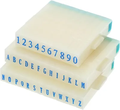 Produktbild von Nummernschilder, Briefumschläge, Stempel, Kunststoff, 9+26. Ziffern, Buchstaben. Schriftgröße 6. Ziffern 0-9, Buchstaben A-Z. Kombinationsset für Karten, Scrapbooking, Bildung