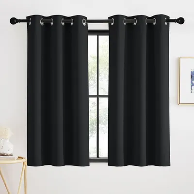 Produktbild von Schwarze Verdunklungsgardinen 2er Set 90 x 90 cm