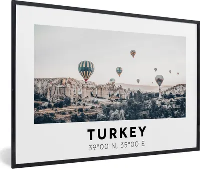 Produktbild von MuchoWow® Gerahmtes Poster Türkei - Kappadokien - Heißluftballon - Berge 30x20 cm - Poster mit Schwarzem Bilderrahmen Wandposter Rahmen Foto Bilder - Kunstdruck - Bild-Poster