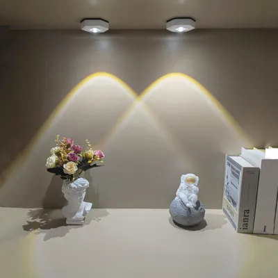 Produktbild von 2er Set LED Unterbauleuchten Dimmbar - Batteriebetriebene Schrankbeleuchtung & Spot Nachtlicht, Weiß