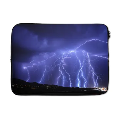 Produktbild von MuchoWow® Laptop Hülle 14 ZollMehrere Blitze auf einem Berg Laptoptasche - Laptoptasche - Stoßsicher - Schutzhaube