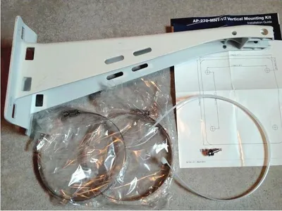 Produktbild von HPE Aruba Networking 270 Series Access Point Short Mount Kit, 270 Series, Weiß, 1 Stück(e)