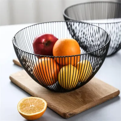 Produktbild von Metallkorb für Obst mit Golfdesign, ideal für die Küche