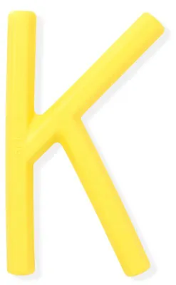 Zdjęcie produktu dla Ark Therapeutics, zabawka do gryzienia w kształcie litery "K", żółta, sensoryczna zabawka do żucia. Narzędzie do żucia w kształcie litery "K" z długimi elementami, które docierają do zębów, dostępne w 3 stopniach twardości.