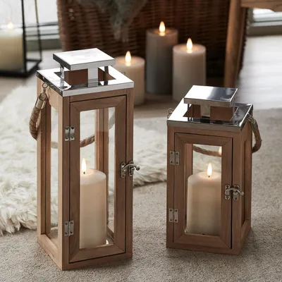 Holzlaternen-Set mit LED-Kerze, Timer, 26 & 34 cm