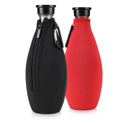 Produktbild von kwmobile 2x Schutzhülle kompatibel mit SodaStream Glasflasche - Neopren Hülle - Flaschen Kühler für Wasser Karaffe in Schwarz Rot