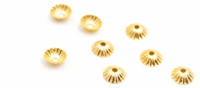 Produktbild von Vintageparts geriffelte Perlkappen aus Messing, 24K Goldbeschichtung, 4,5 mm, 8 Stück