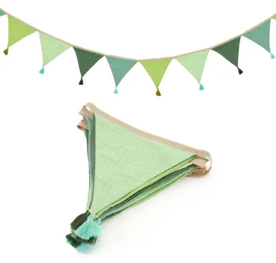 Produktbild von Wimpelkette Stoff Grün mit Quasten 2,8 m Musselin Baumwolle Kinderzimmer Deko