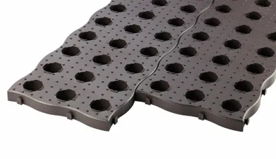 Produktbild von MAXI záhonová doska, sada 4 ks, plastová, 70x24 cm ideálny kryt na všetky záhony v záhrade alebo skleníku