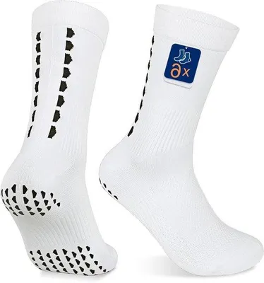 Produktbild von 6 Paar Anti-Slip Fußballsocken - atmungsaktiv und schnell trocknend für Herren und Damen - nachhaltig für Rugby, Basketball, Yoga, Fahrradfahren und Tennis
