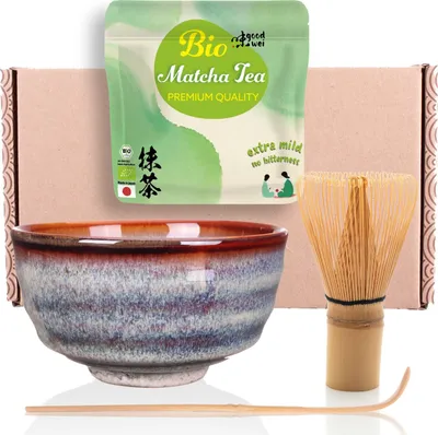 Produktbild von Matcha Teezeremonie Set "Uji" mit Teeschale, Bambusbesen und 30g Premium Matcha