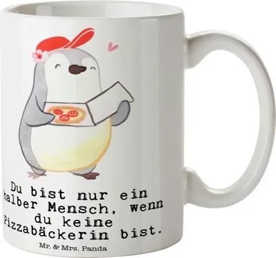 Produktbild von Mr. & Mrs. Panda Kaffeebecher Pizzabäckerin Herz - Weiß - Geschenk, Spruch, Lustig, kaffeetasse bedruckt, Witzig, Keramiktasse, Pizzabringdienst, Teebecher, Tasse