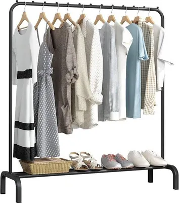 Produktbild von Famanu Kleiderständer mit modernem Design - Schwarz