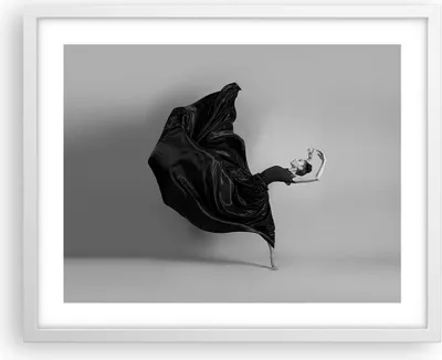 Produktbild von Gerahmtes Poster - Weißer Rahmen - Tanz Schwarz Kleid - 50x40 cm - Wand Bild - Wanddeko - Wandbilder - Kunstposter - Wandposter - Bilderrahmen - Bilder - Kunstdruck - Wanddekoration - P2WAA50x40-4869