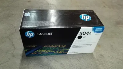 Produktbild von HP 504A Schwarz Original LaserJet Tonerkartusche, 5000 Seiten, Schwarz, 1 Stück(e)